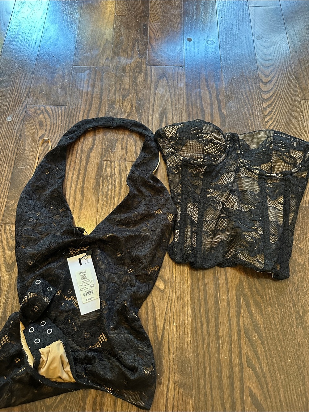 Dynamite Black Lace Halter & Bustier Set